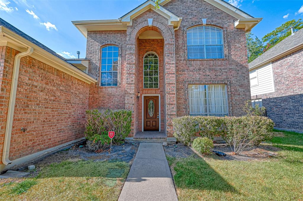 16338  Mellow Oaks Lane Sugar Land Texas 77498, 37