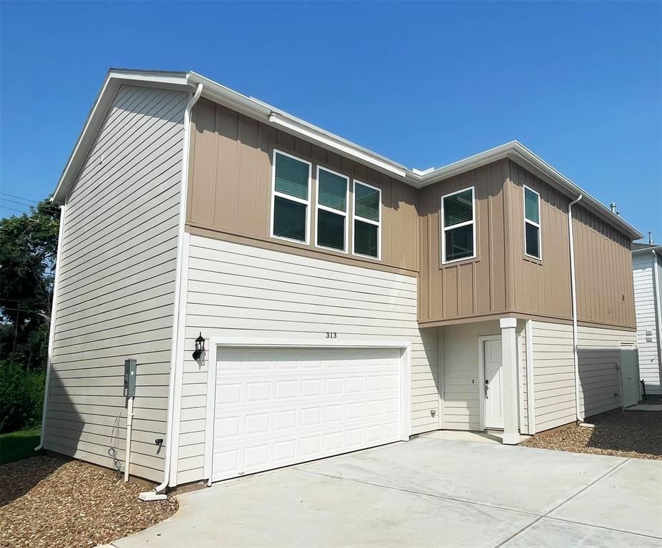 313  Huisache Street Lake Jackson Texas 77566, Lake Jackson