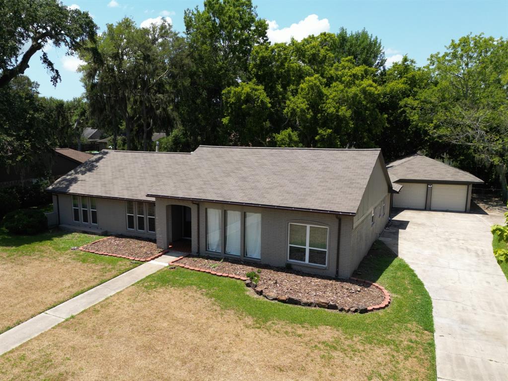 104  Catalpa Street Lake Jackson Texas 77566, 5