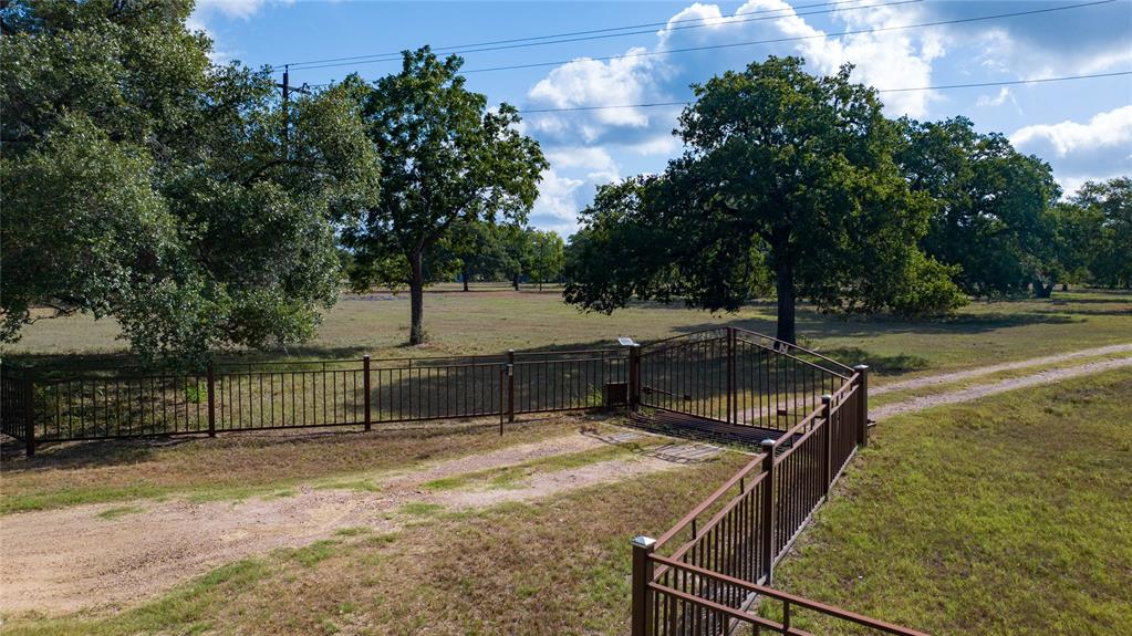 8051 County Road 283  , Edna, Texas image 6