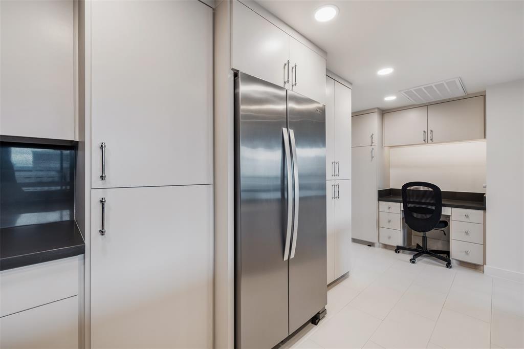 Photo #12: 46004728 Listing 