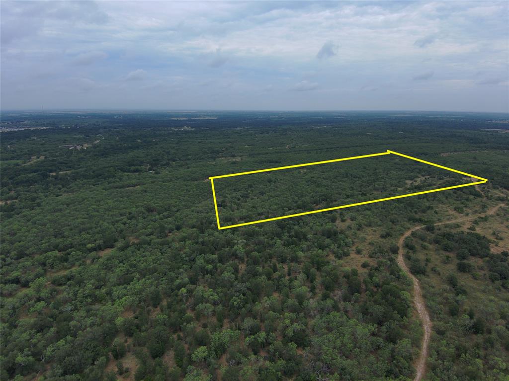 This land for sale in Caldwell County is a short drive to Central Texas hubs. Convenient nearby to S 183 and Washburn Rd.  for an easy commute to Austin and ABIA, under an hour away.