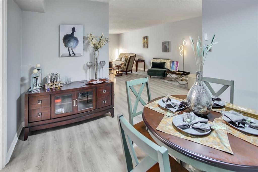 Photo #6: 50426840 Listing 