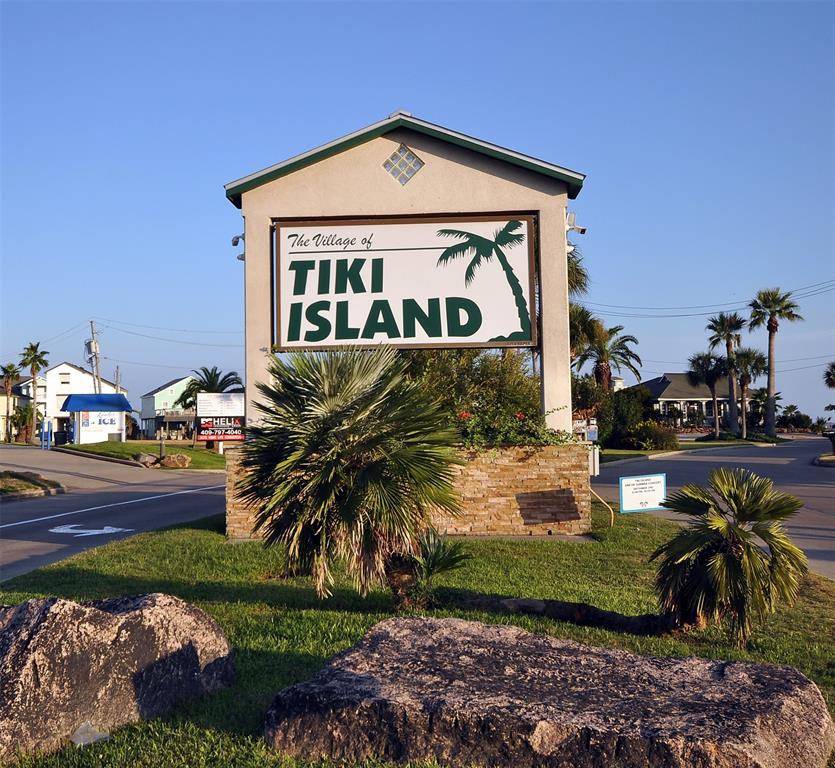 1  Hana Drive Tiki Island Texas 77554, 33