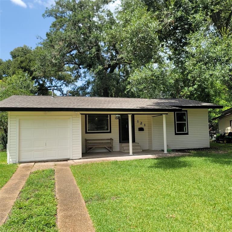 121 Wisteria Street Lake Jackson Texas 77566, Lake Jackson 121 Wisteria Street Lake Jackson Texas 77566, Lake Jackson