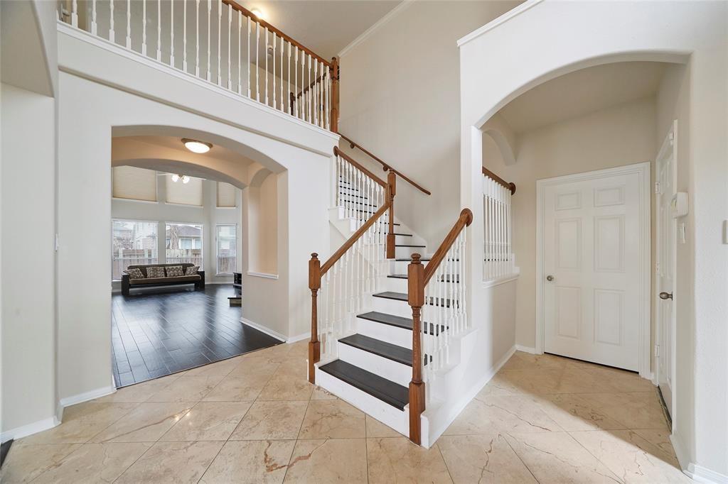 18511 Timber Shores Ln, Humble, TX 77346