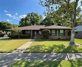 2102 Moss Creek, Pearland, TX, 77581