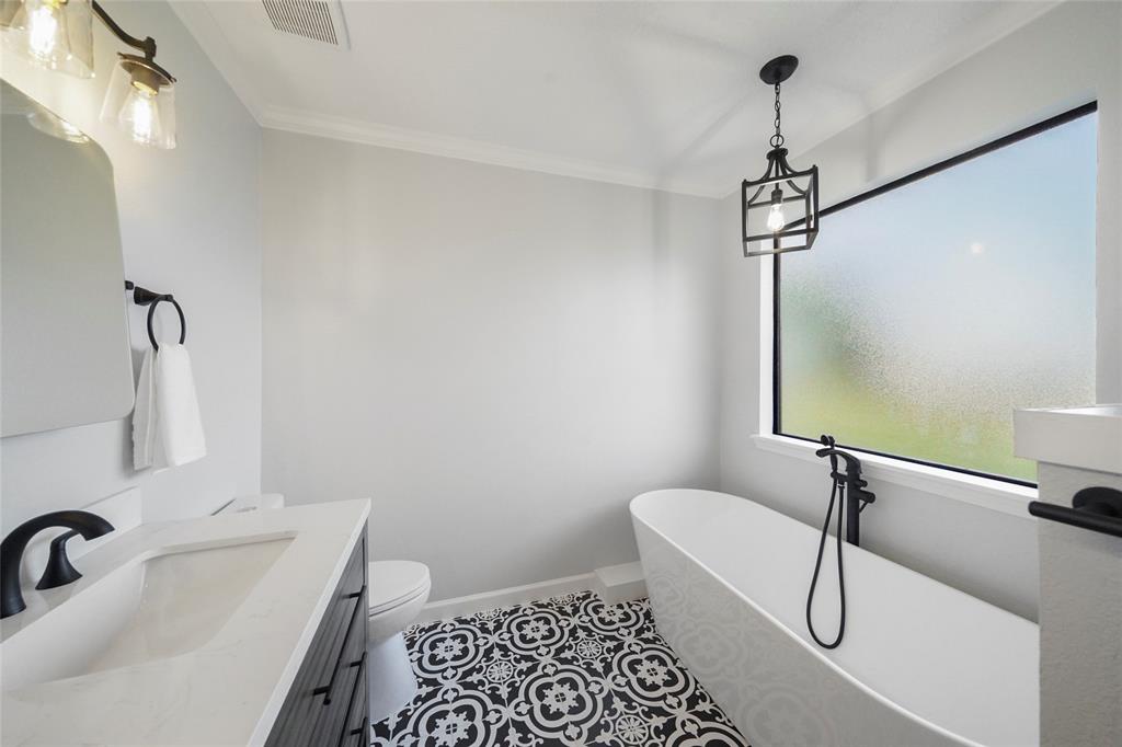 16775 Old Danville Road Rd, Willis, TX 77318