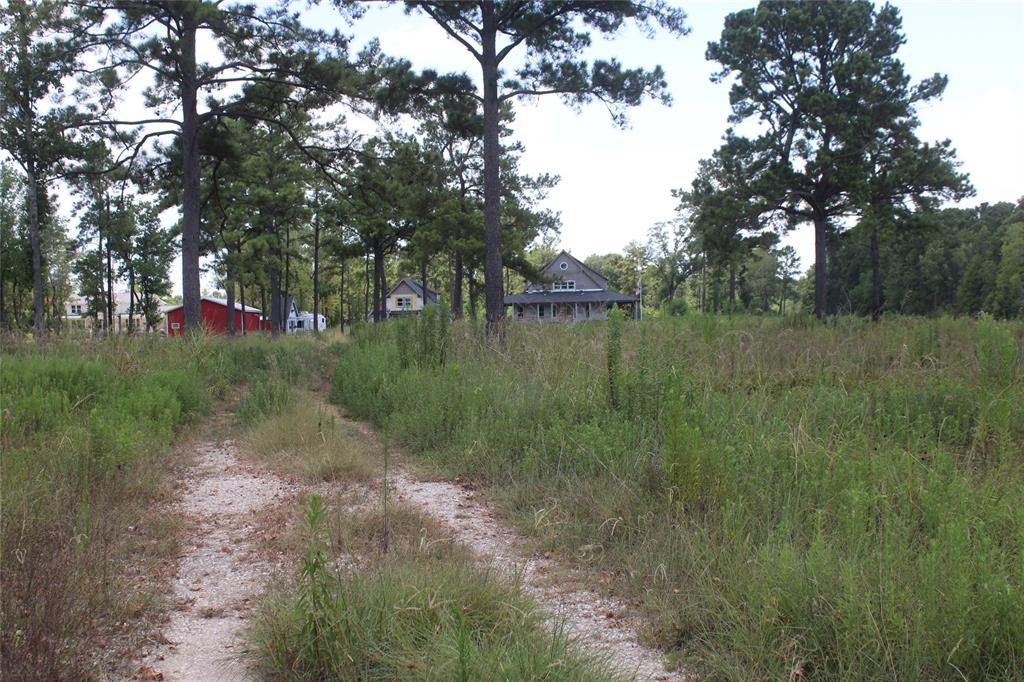 818 Kennings Rd, Crosby, TX 77532