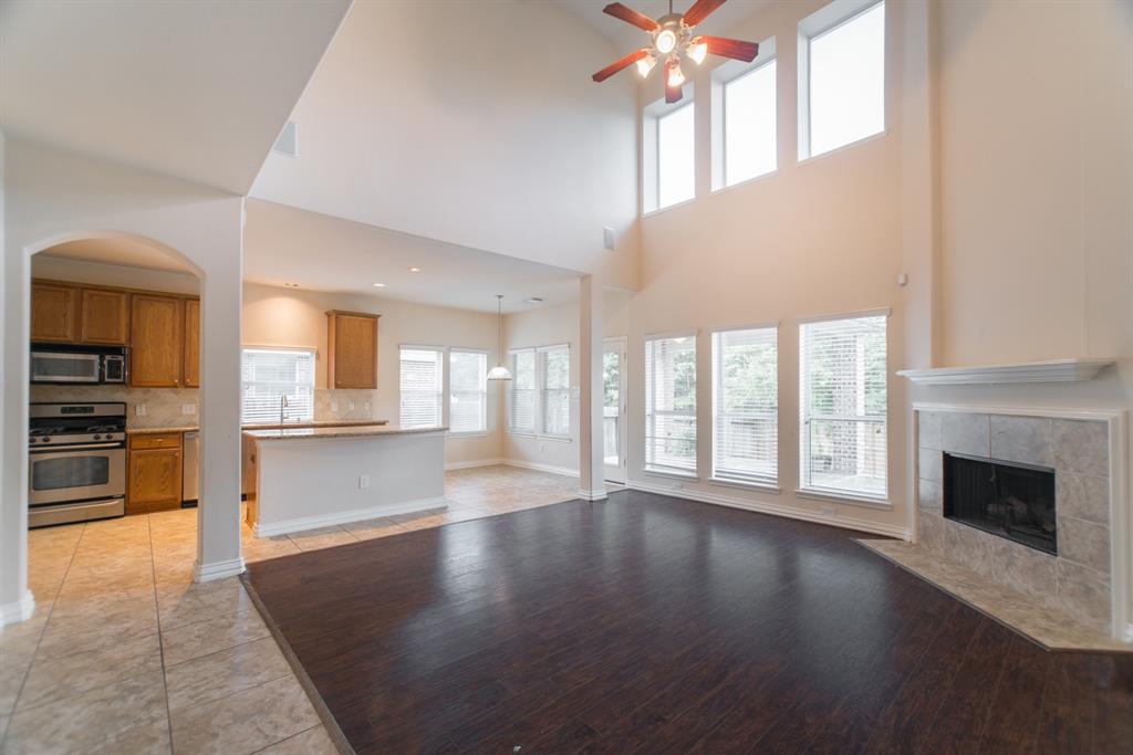 126 E Spindle Tree Circle The Woodlands Texas 77382, The Woodlands