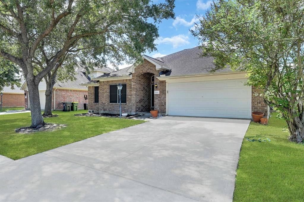 5118  Blanco Drive Pearland Texas 77584, 5