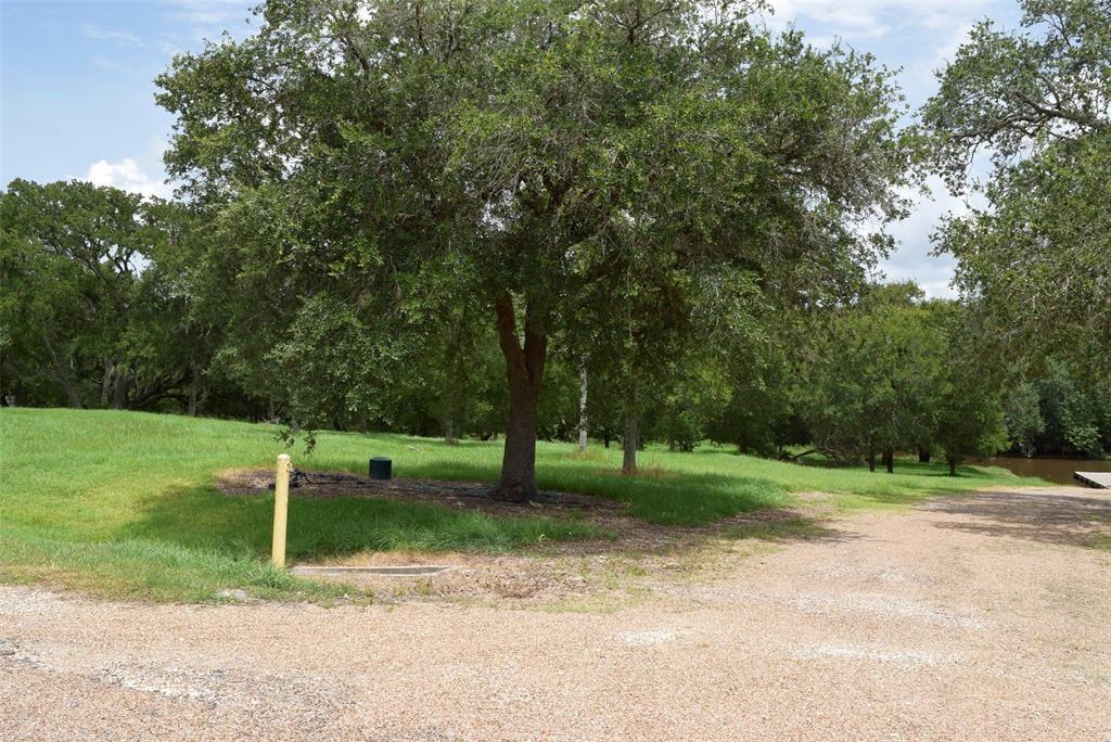 154 River Tree Drive , Blessing, Texas image 4