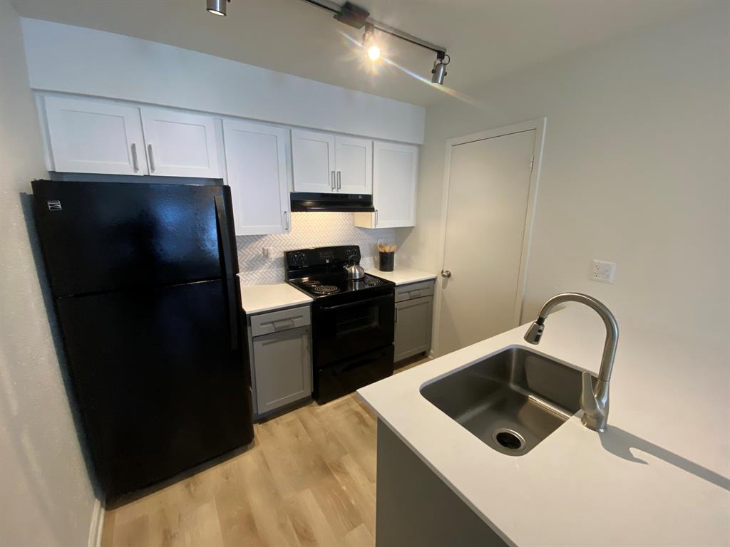 3950  Ashburnham Drive Houston Texas 77082, Houston