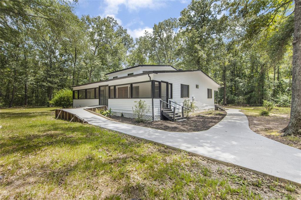 27567  Frye Road Splendora Texas 77372, Splendora