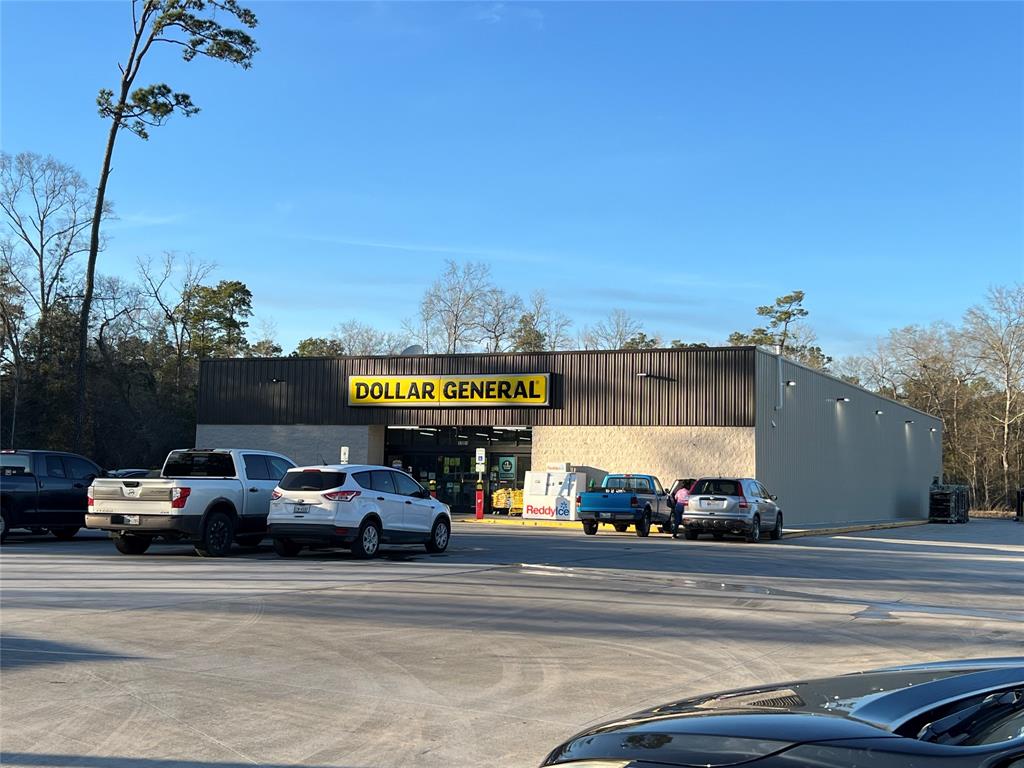 This Dollar General is within 3im of Crowley Rd
