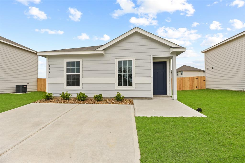 306  Gray Wolf Drive Huntsville Texas 77320, 43