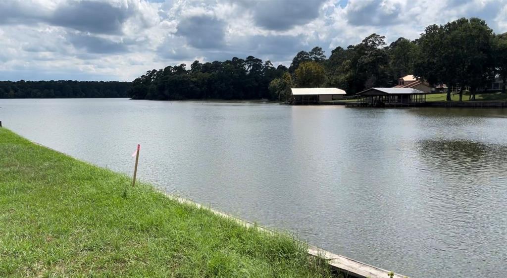 68  Cypress Bend Huntsville Texas 77340, Huntsville