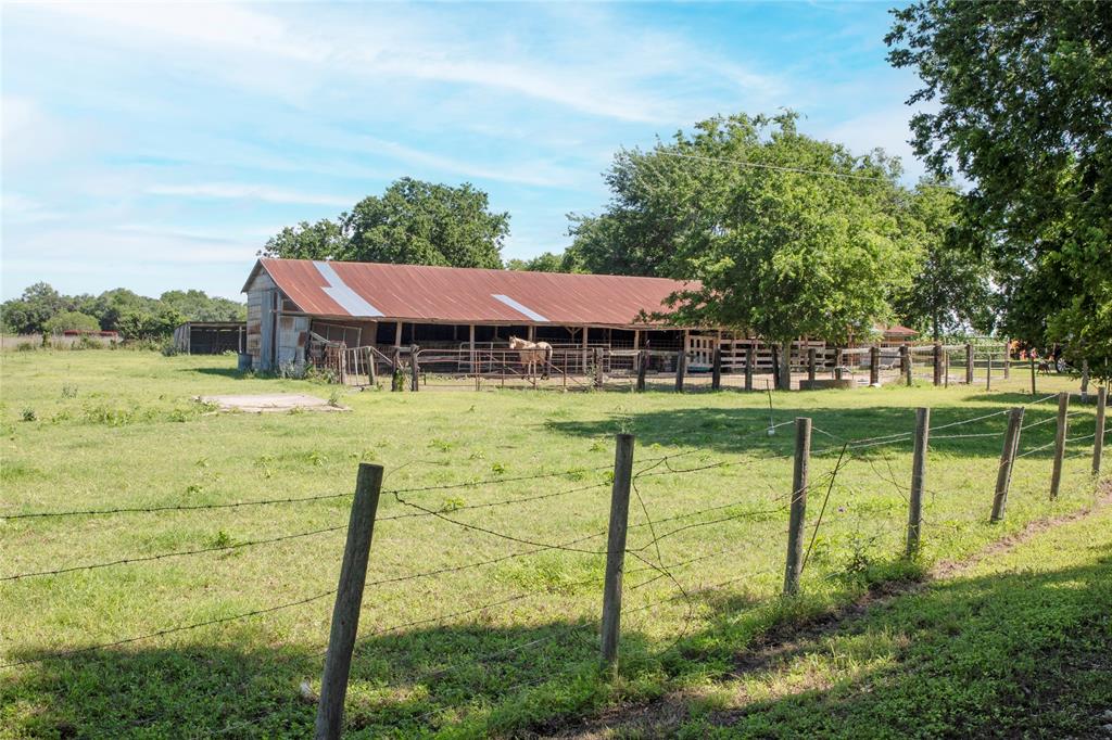 3521 Bryant Road , Schulenburg, Texas image 8