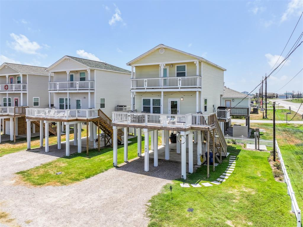The perfect Surfside Beach house!