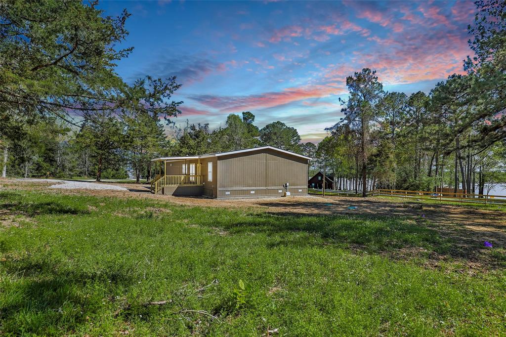 308  Lonesome Dove Trail Trinity Texas 75862, 42