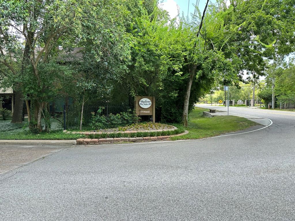 11711 Memorial Dr Unit 327