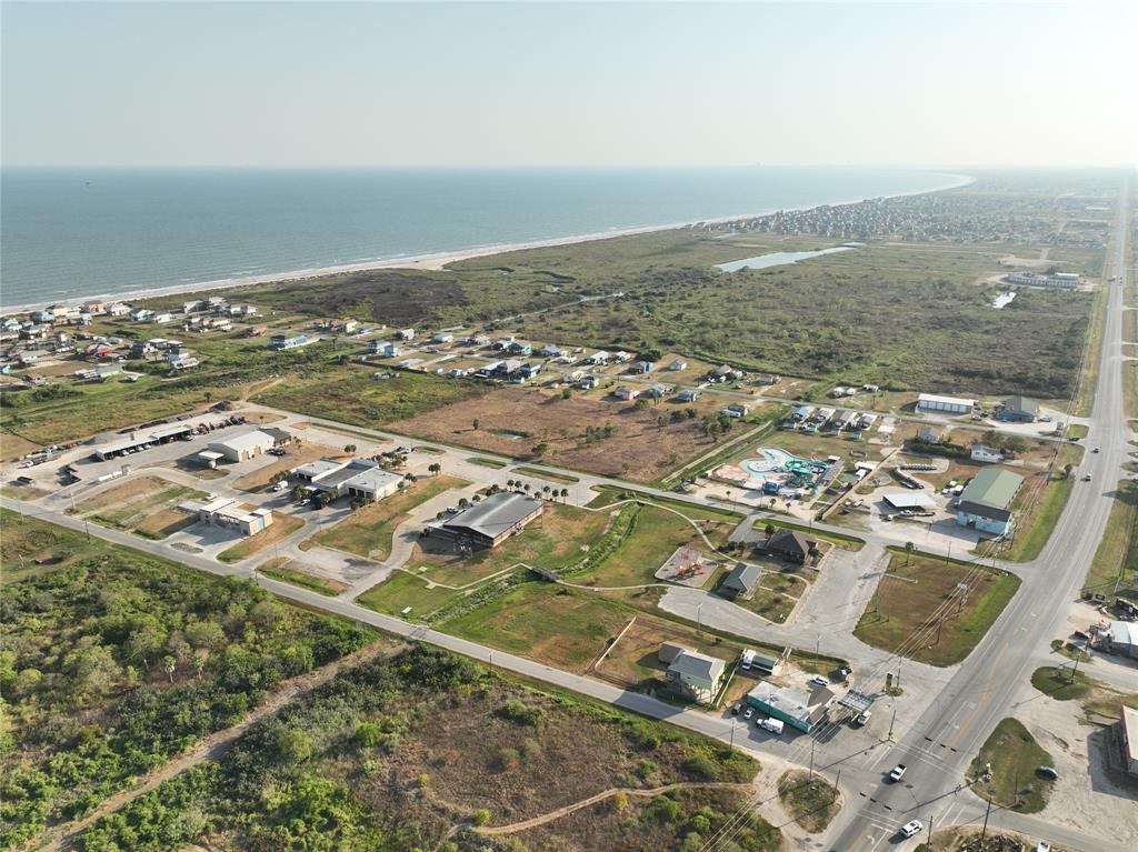 985 Noble Carl Drive , Crystal Beach, Texas image 6