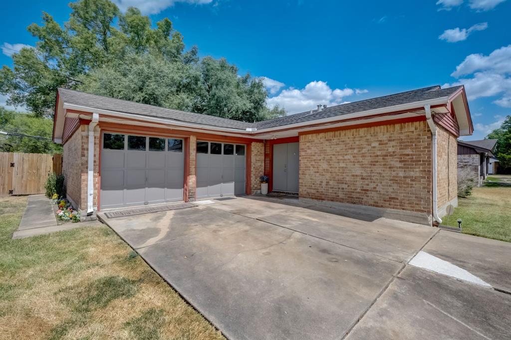 7926  Royalwood Drive Houston Texas 77049, Houston