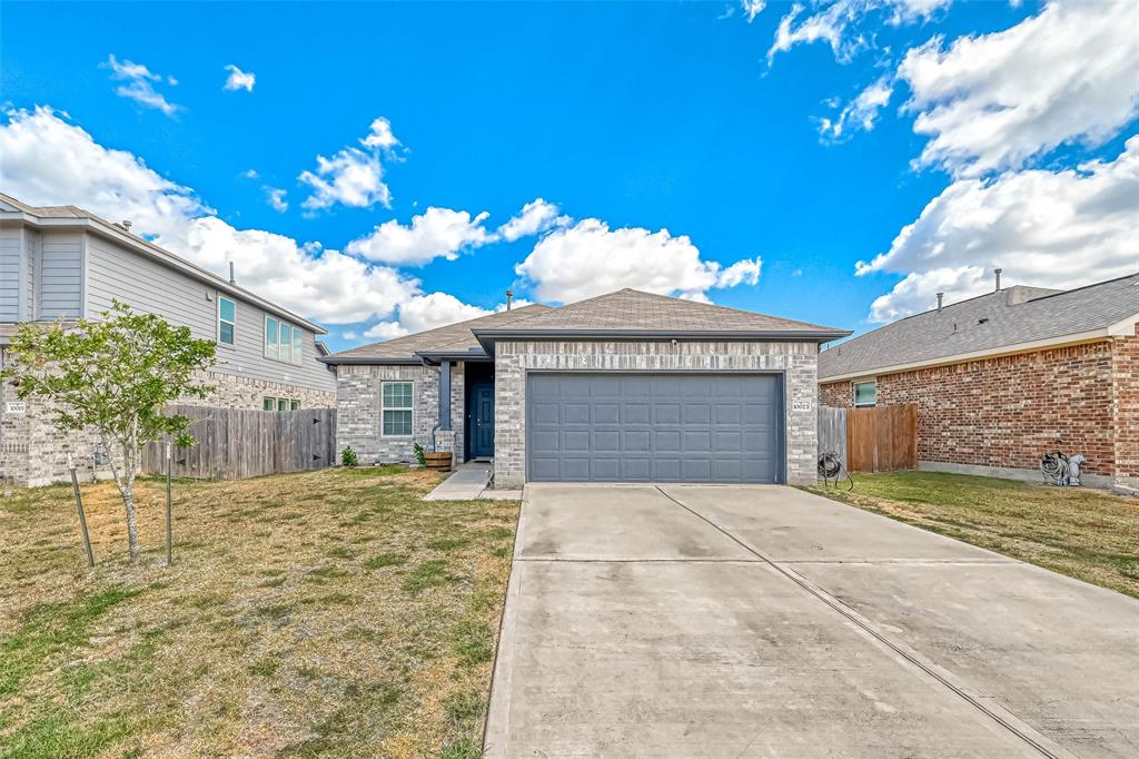 10023 Stone Briar Dr