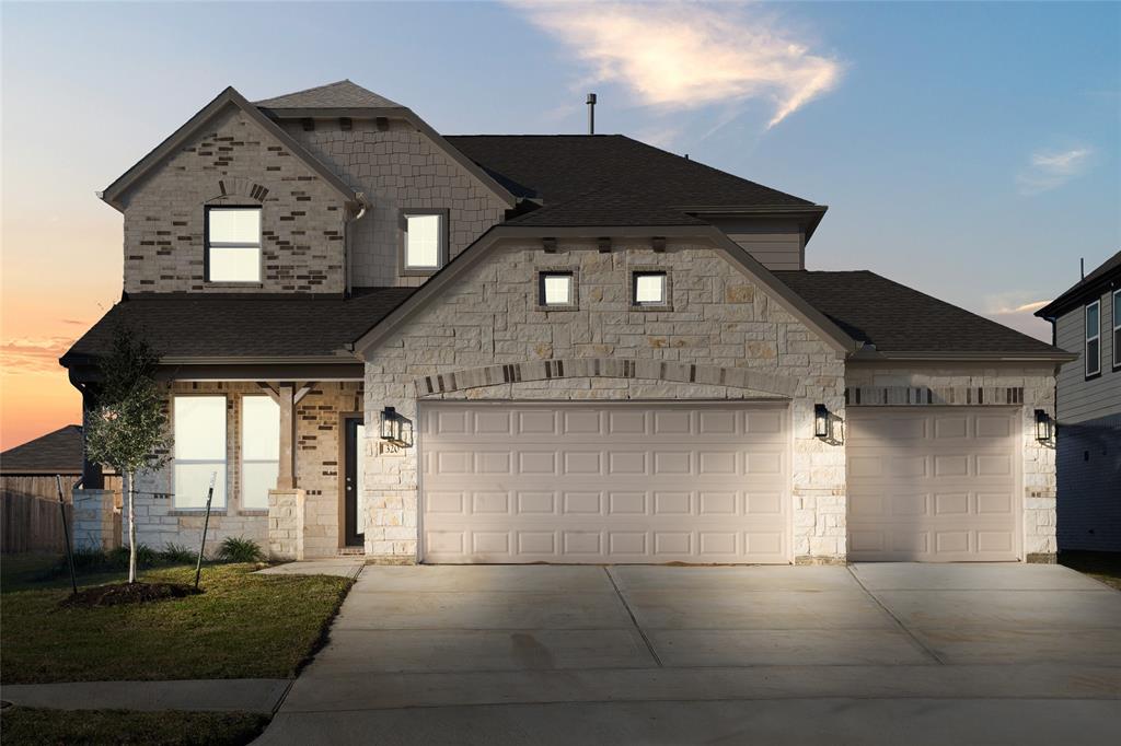 Welcome home to 320 West Tranquil Fields Lane located in Beacon Hill and zoned to Waller ISD.