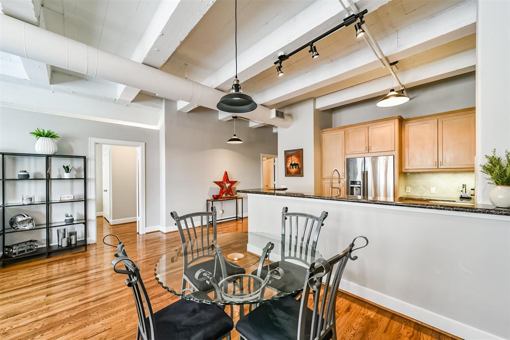 Photo #6: 11681812 Listing 