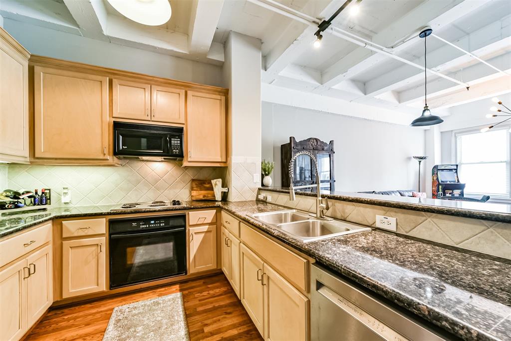 Photo #9: 11681812 Listing 