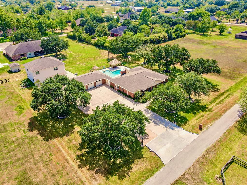 13221 Jamie Ln, Santa Fe, TX 77510 - HAR.com