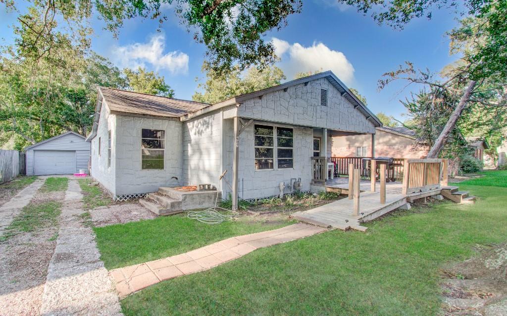 607 E Miller Street Angleton Texas 77515, 5