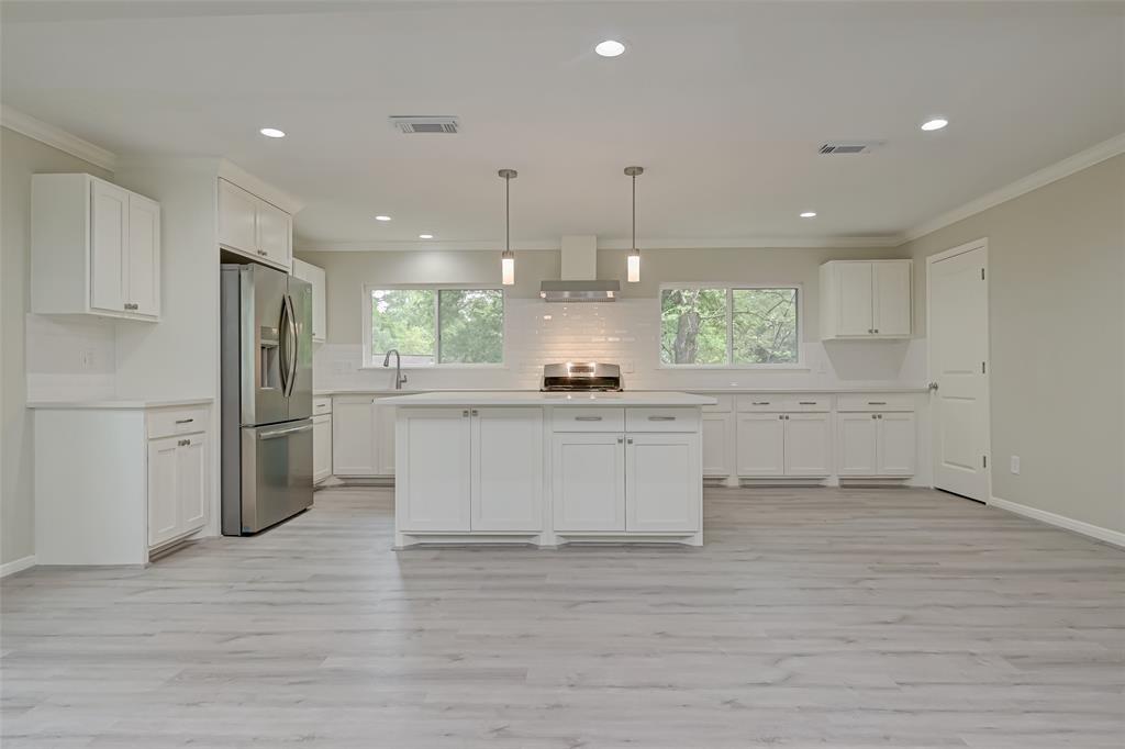 7  Fiddleleaf Court Spring Texas 77381, Spring