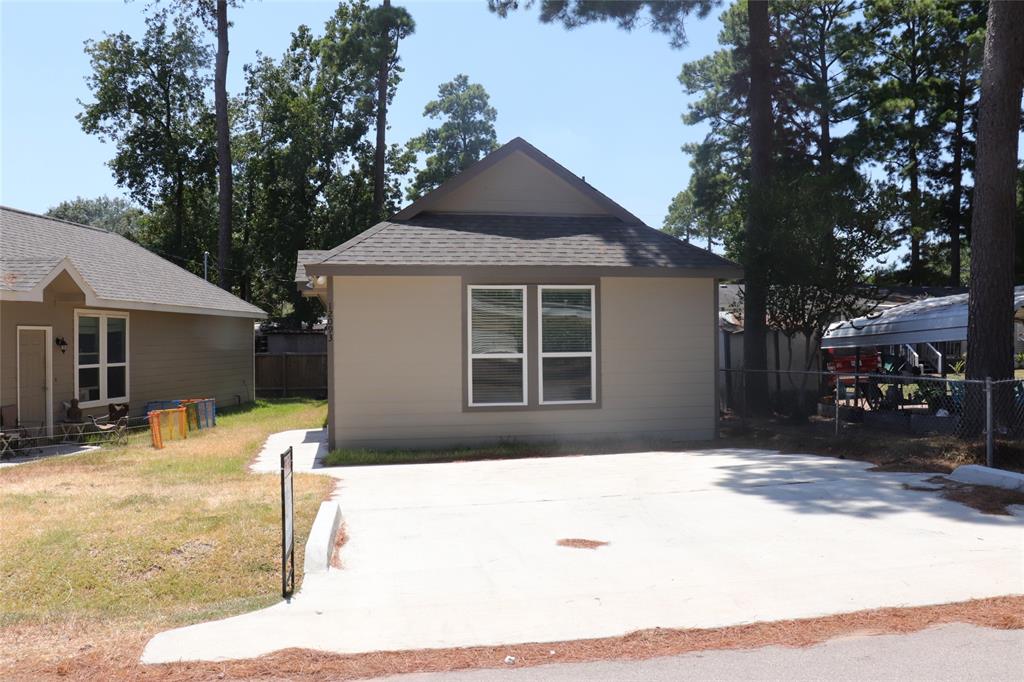 12093  CANALL Street Willis Texas 77318, 39