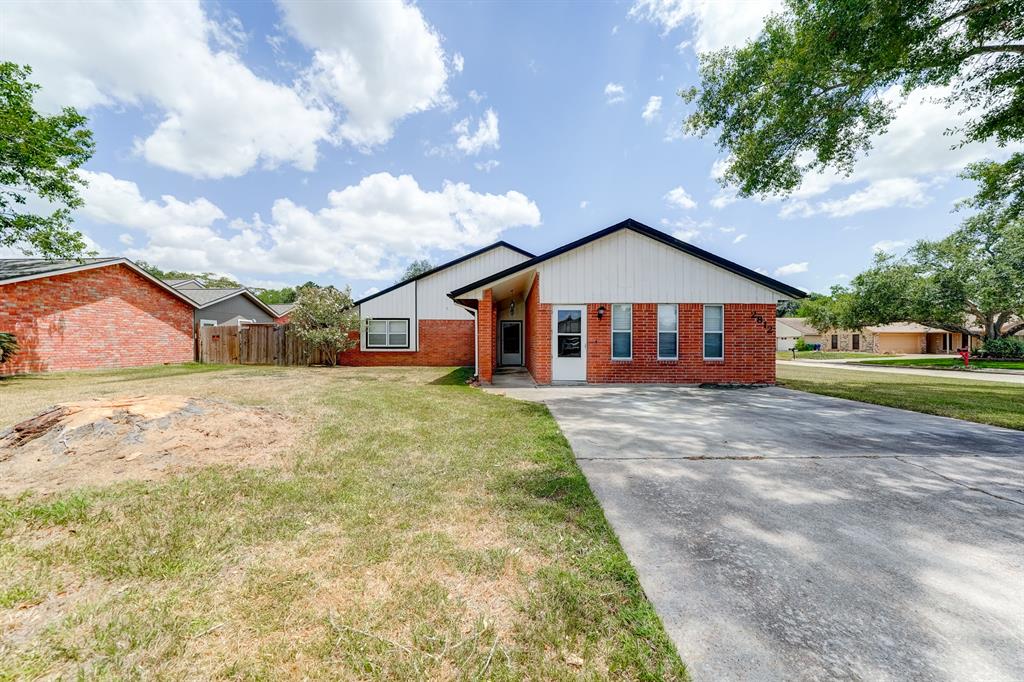 2812  Rimfire Drive Angleton Texas 77515, 5