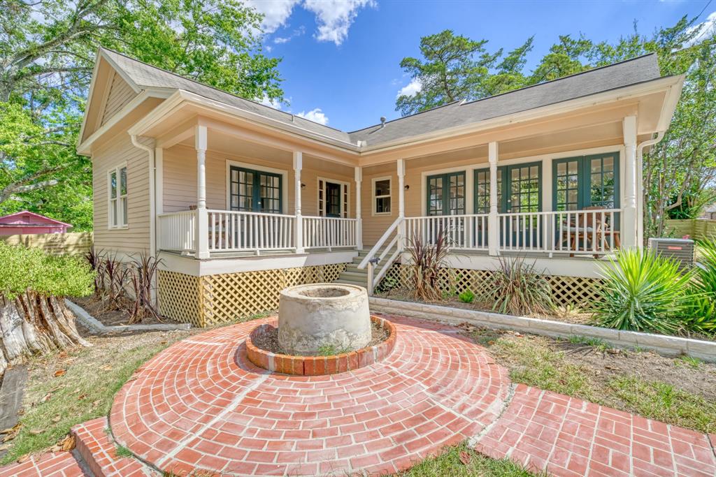 806 E Main Street  Bellville Texas 77418, Bellville