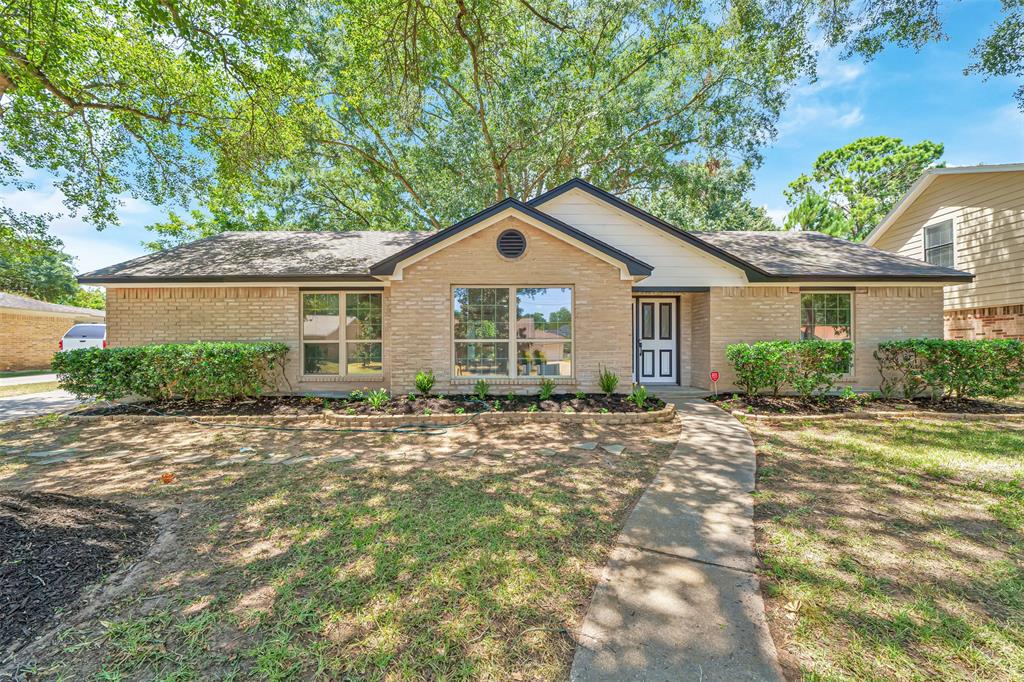 31227  Alice Lane Tomball Texas 77375, 14