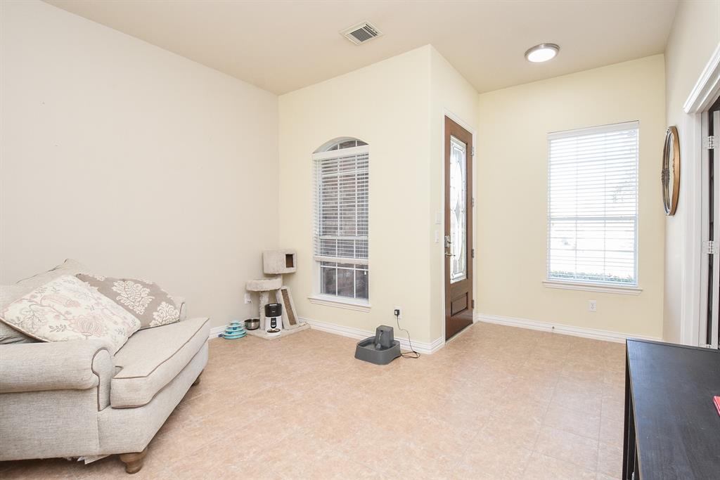 Photo #4: 64181944 Listing 