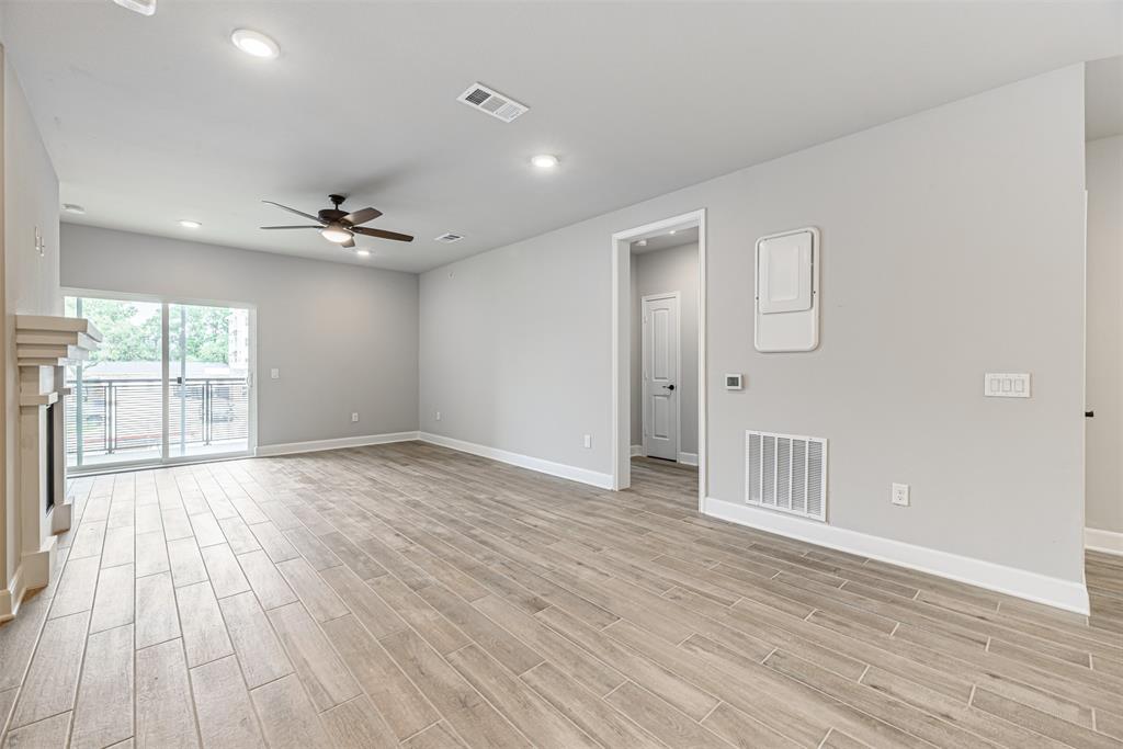 Photo #11: 5045926 Listing 