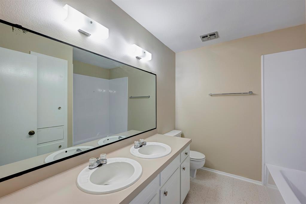 Full bathroom in the two bedroom unit. Located upstairs with the bedrooms.