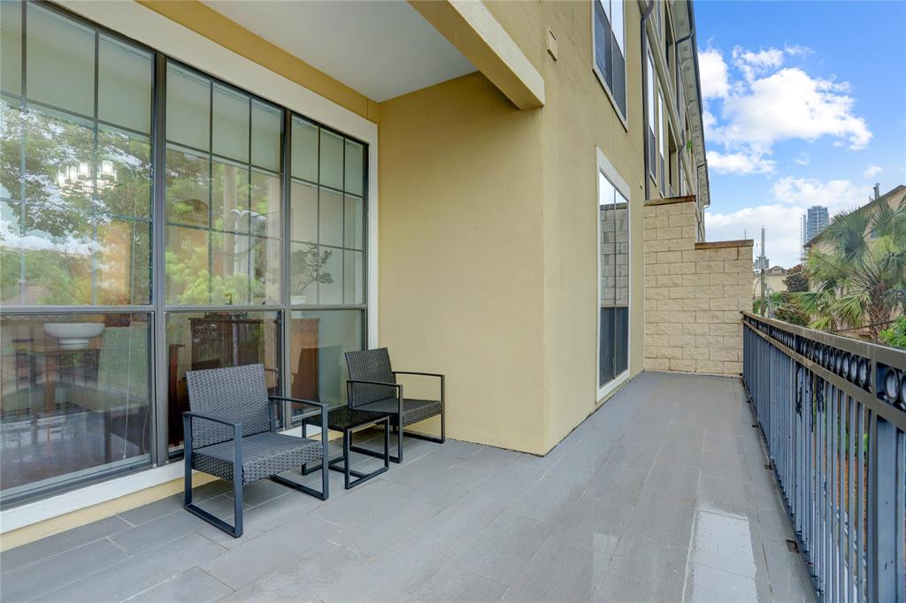 You private balcony is the perfect place to sip your morning coffee or enjoy that glass of wine after a long day.