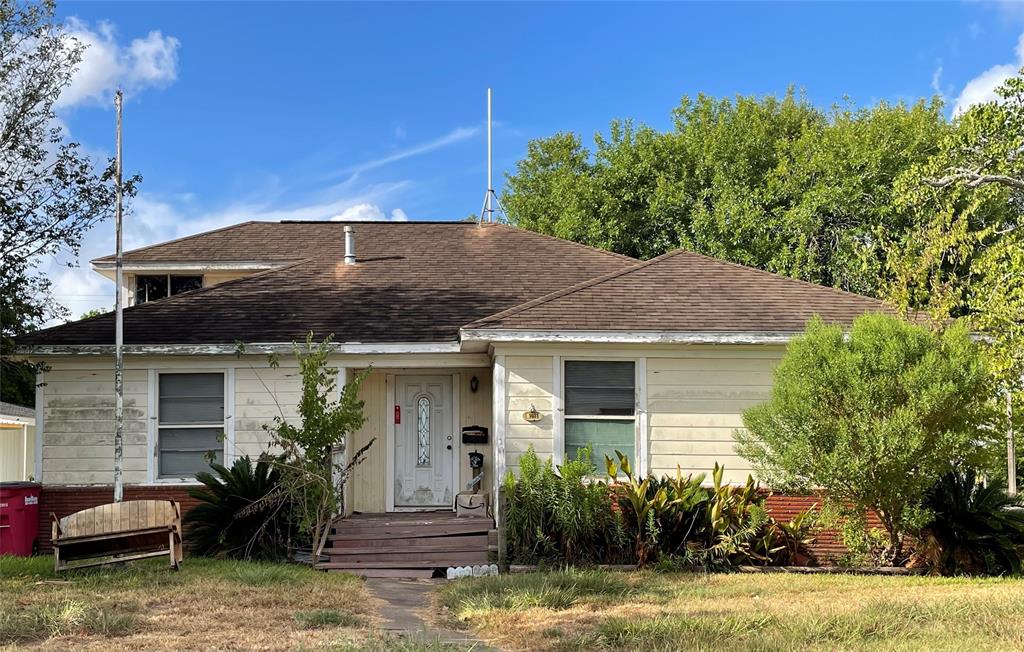 1031 W 7th Street Freeport Texas 77541, 5