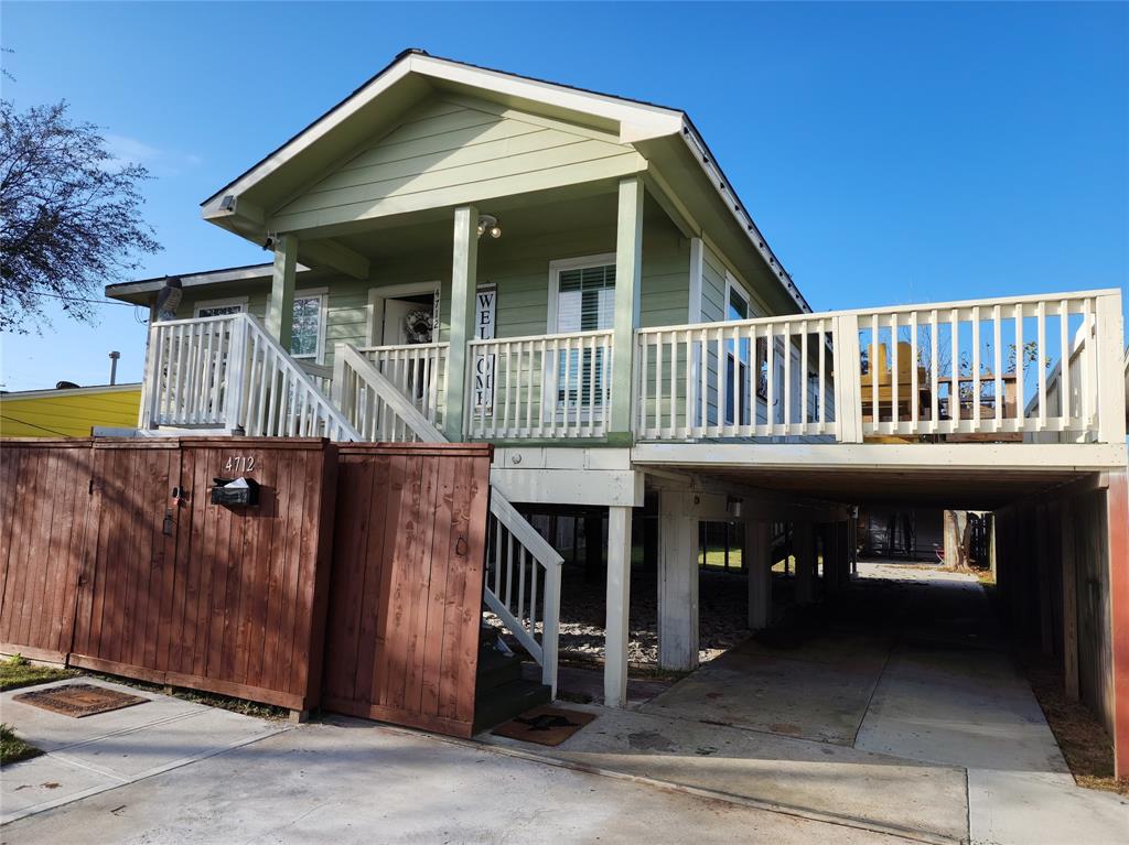 4712  Avenue K  Galveston Texas 77551, 33