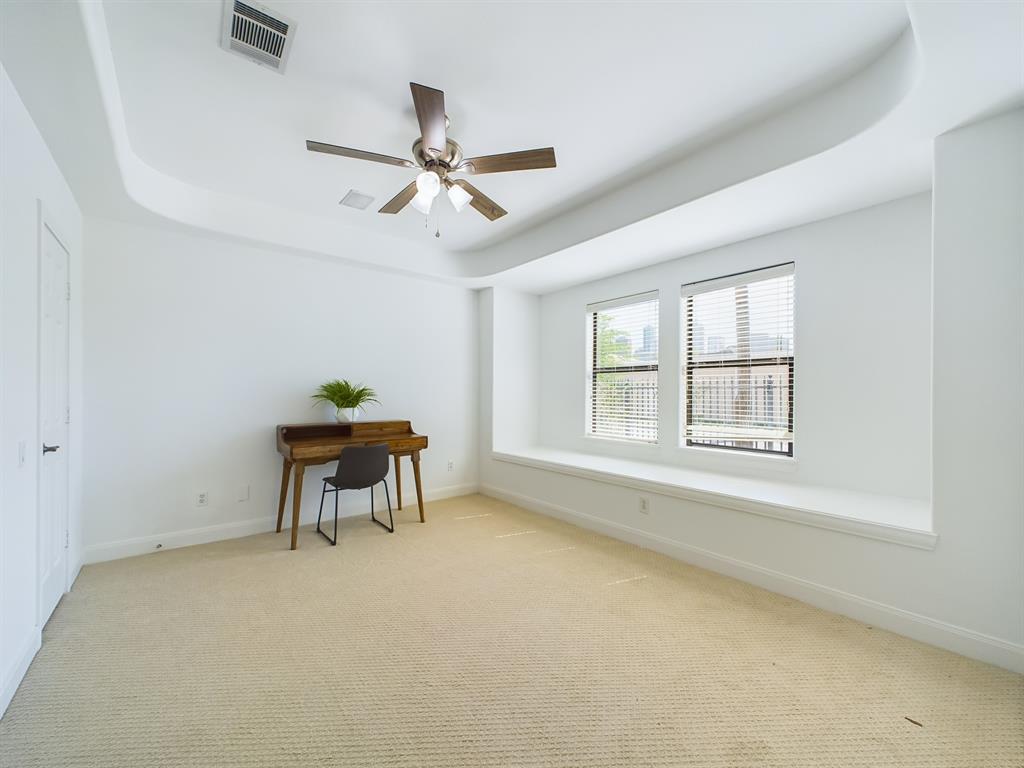 Photo #5: 55648806 Listing 