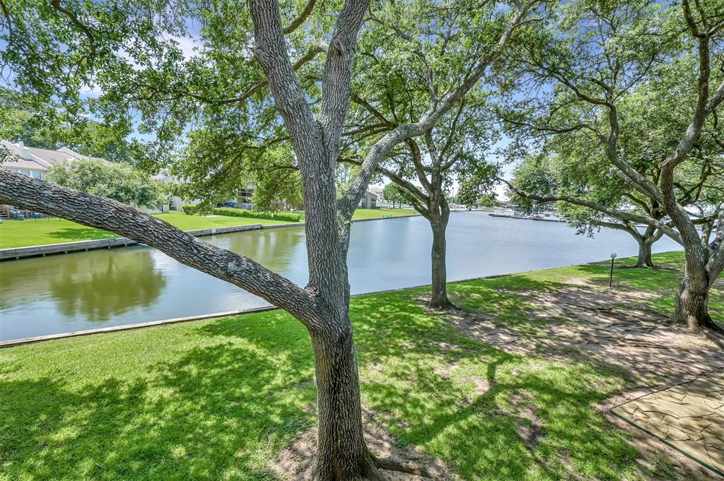 12100  Melville Drive Montgomery Texas 77356, Montgomery