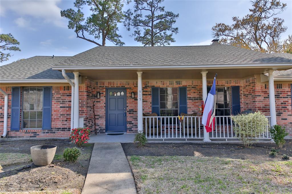 915  Hackberry Street La Porte Texas 77571, La Porte