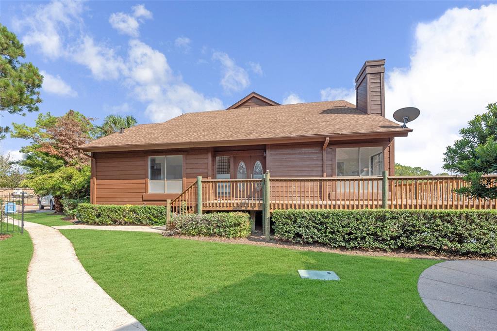 717  Davis Road League City Texas 77573, League City