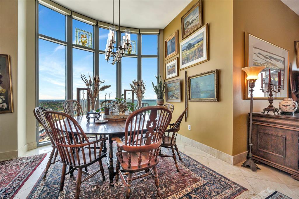 Large dining area with vast view pf Lake and Galveston Bay