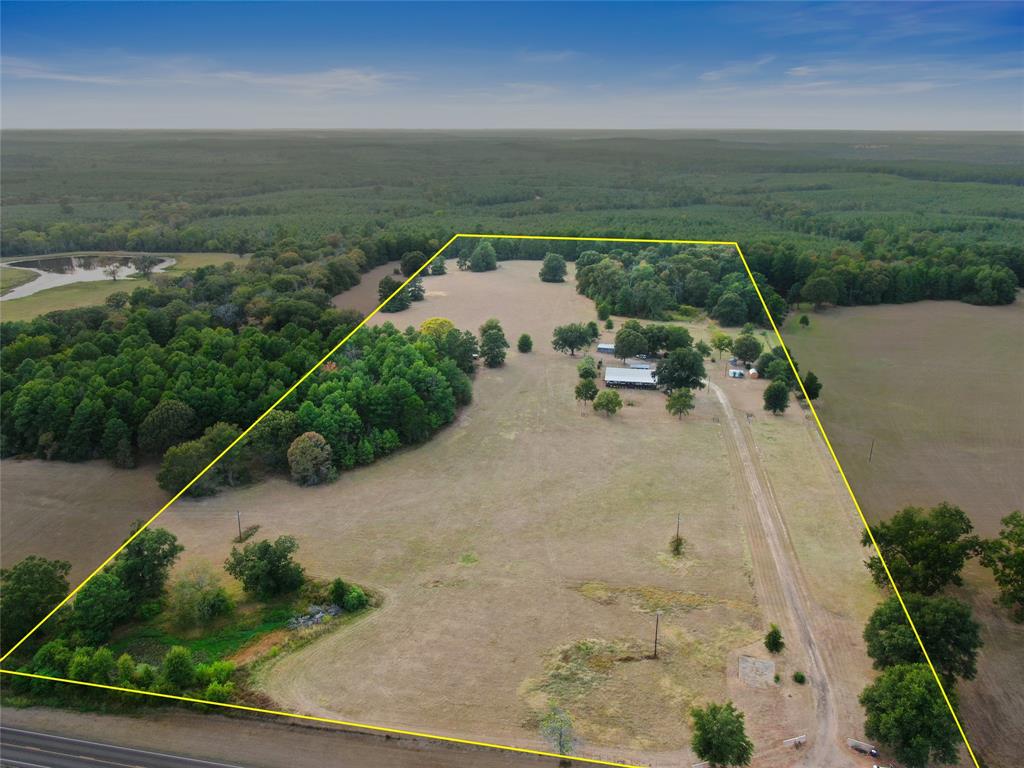 30+ Unrestricted acres!